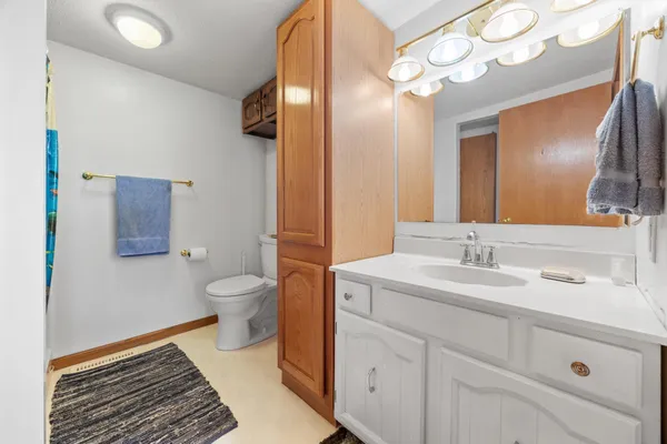 $760,000 | 43951 Percheron Loop, Pelican Rapids, MN 56572