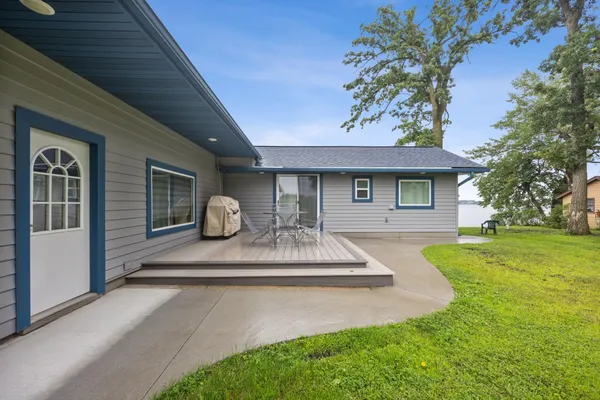 $760,000 | 43951 Percheron Loop, Pelican Rapids, MN 56572