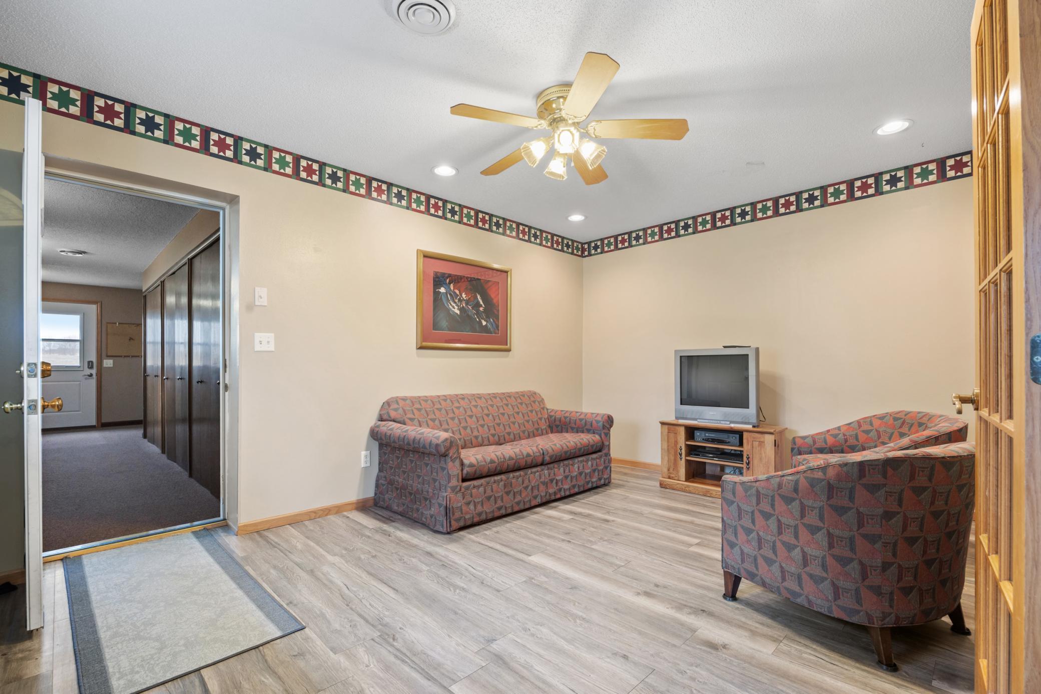 43951 Percheron Loop Pelican Rapids, MN 56572 - Photo 7 of 54