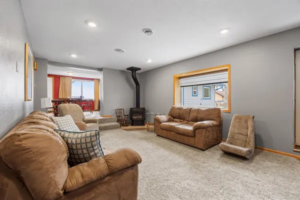 $760,000 | 43951 Percheron Loop, Pelican Rapids, MN 56572