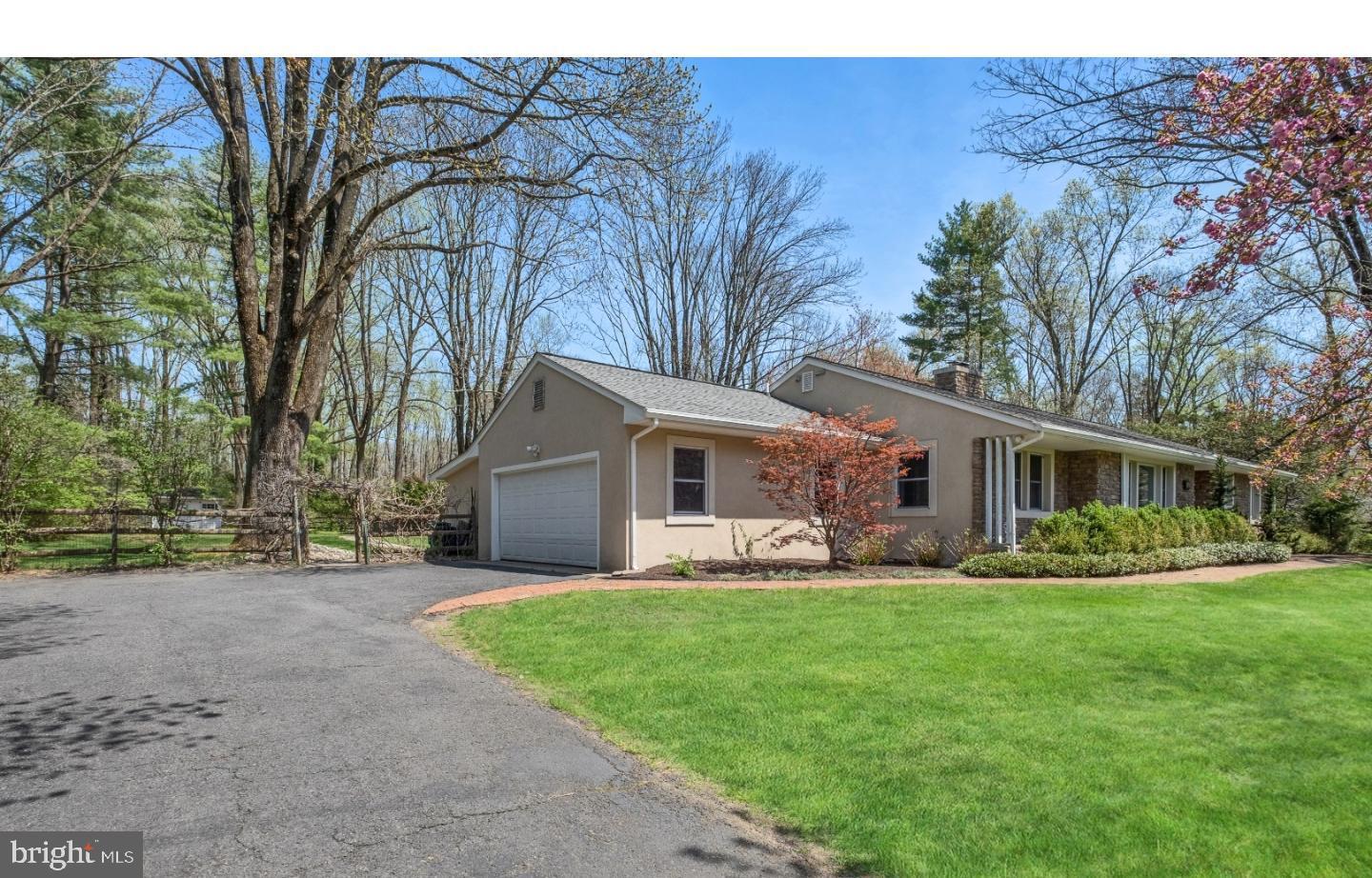 171 Ridgeview Circle Princeton, NJ 08540 - Photo 2 of 25 Side view