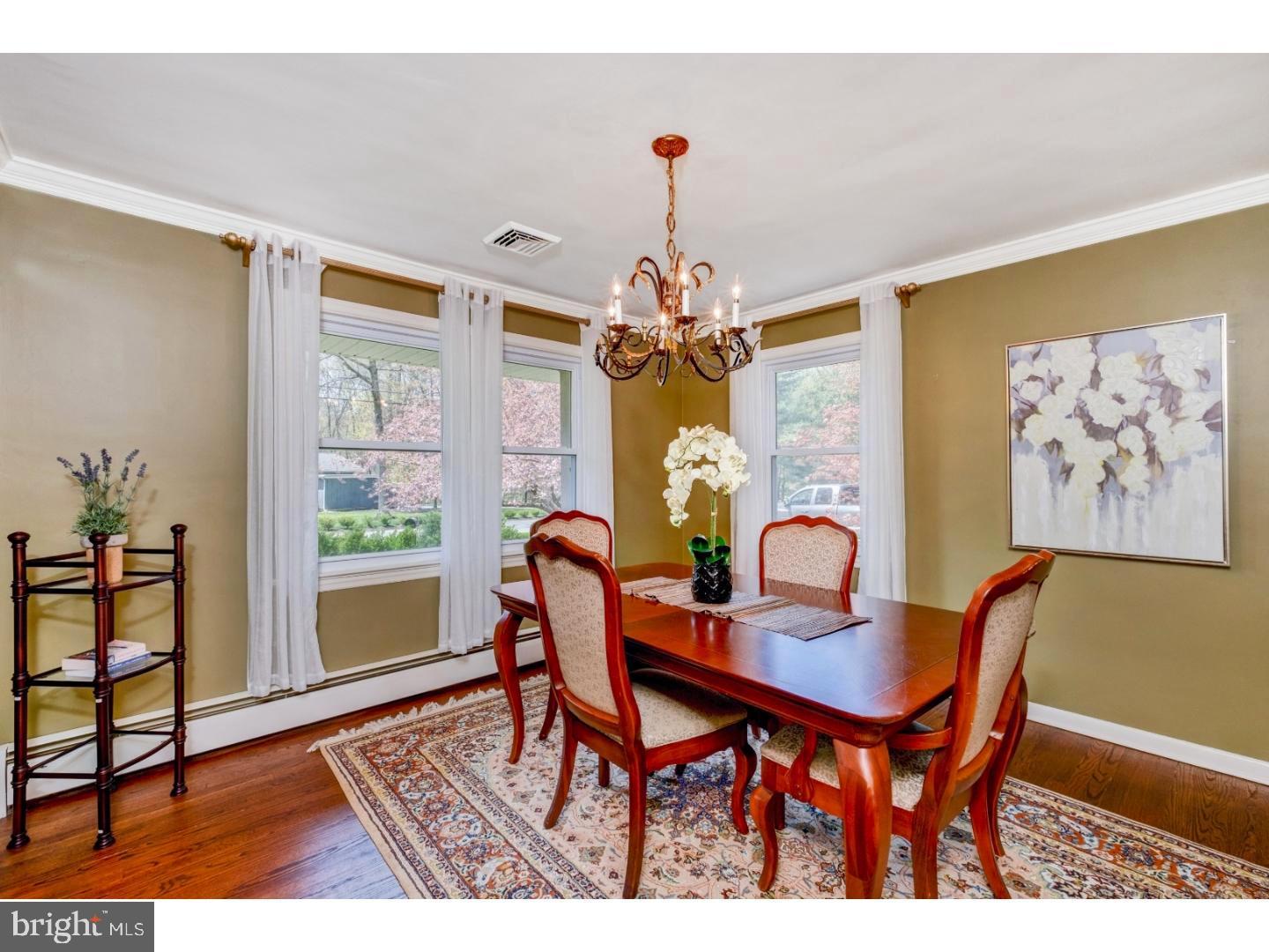 171 Ridgeview Circle Princeton, NJ 08540 - Photo 5 of 25 Dining Room