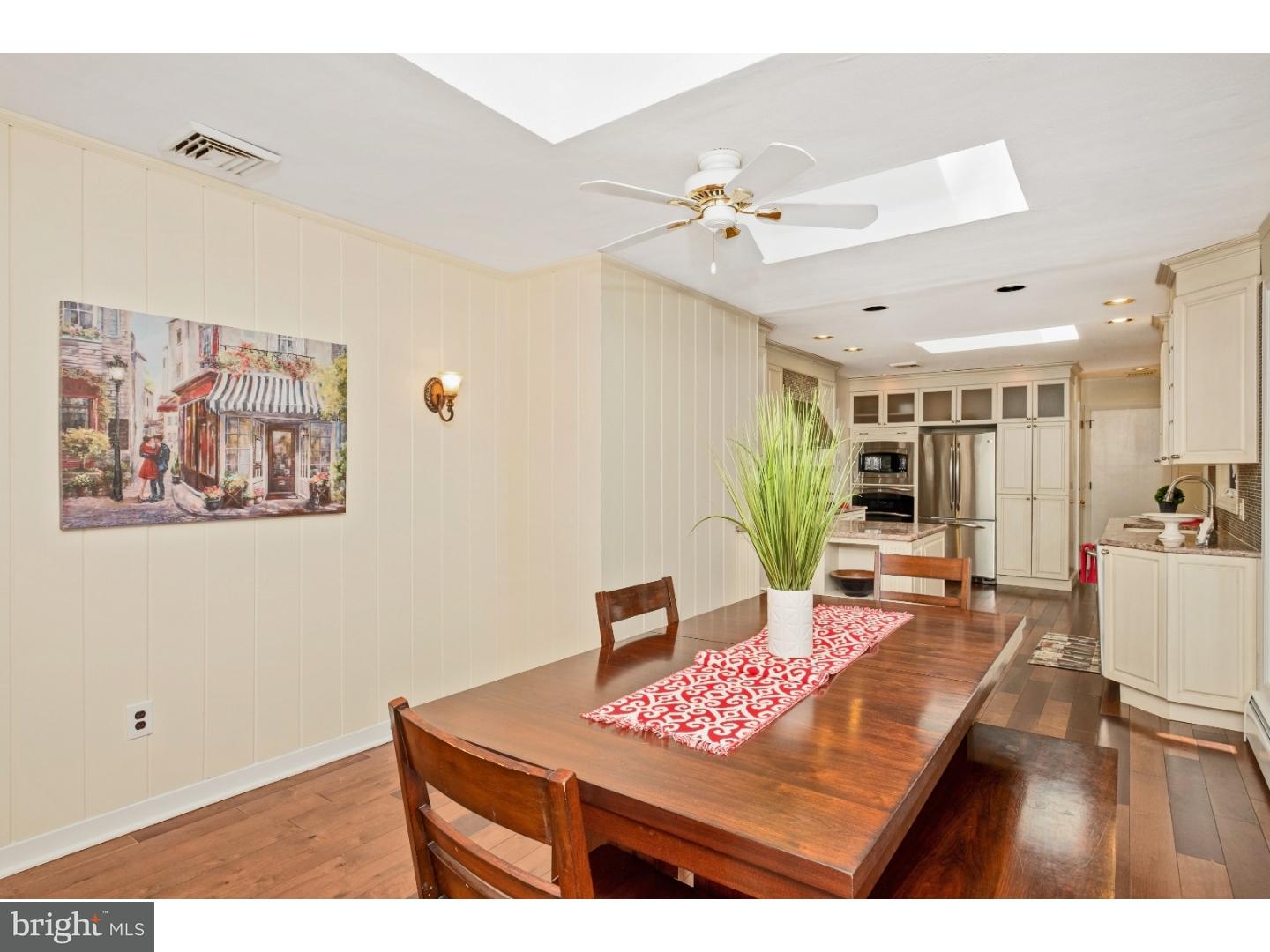 171 Ridgeview Circle Princeton, NJ 08540 - Photo 7 of 25 Full view of the kitchen
