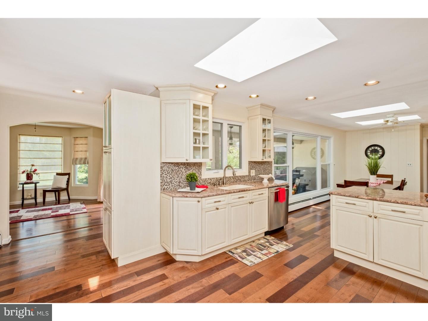 171 Ridgeview Circle Princeton, NJ 08540 - Photo 10 of 25 Leading to the study nook