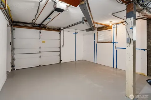 $1,299,999 | 5701 30th Avenue Northeast, Seattle, WA 98105