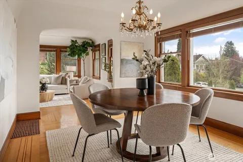 $1,299,999 | 5701 30th Avenue Northeast, Seattle, WA 98105