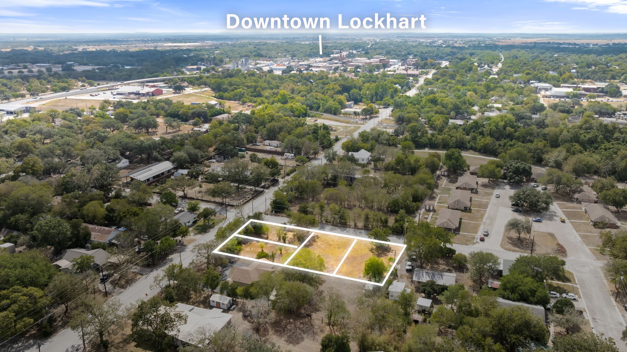 905 North Blanco Street Lockhart, TX 78644 - Photo 3 of 6 a view of a city