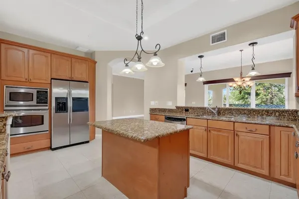 $599,500 | 40 Casa Bella Circle, Unit 1102, Palm Coast, FL 32137