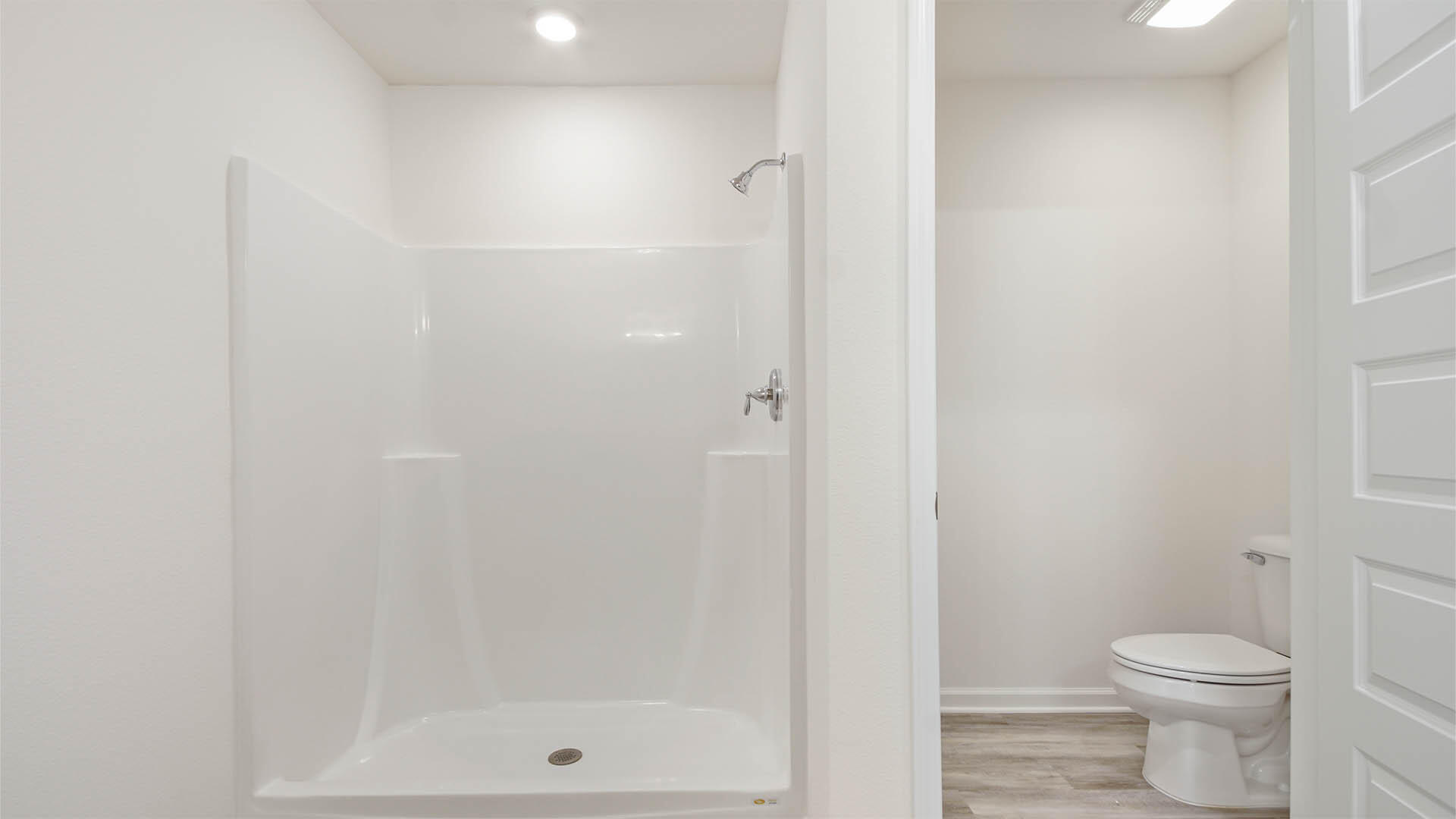 59 Foxtrail Run Freeport, FL 32439 - Photo 13 of 20 a bathroom with a shower a toilet and a sink