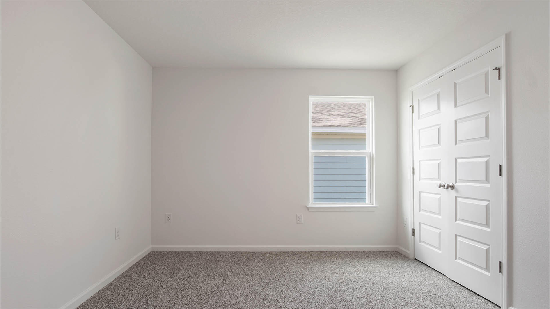 59 Foxtrail Run Freeport, FL 32439 - Photo 18 of 20 an empty room with windows