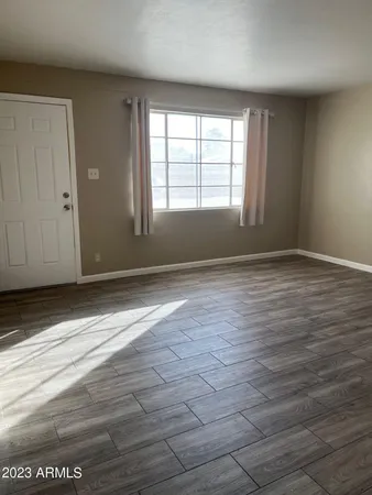 $2,000 | 8638 North 8th Street, Phoenix, AZ 85020
