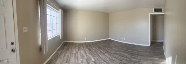 $2,000 | 8638 North 8th Street, Phoenix, AZ 85020