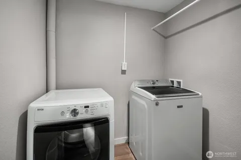 $1,698,000 | 2836 241st Avenue Southeast, Sammamish, WA 98075