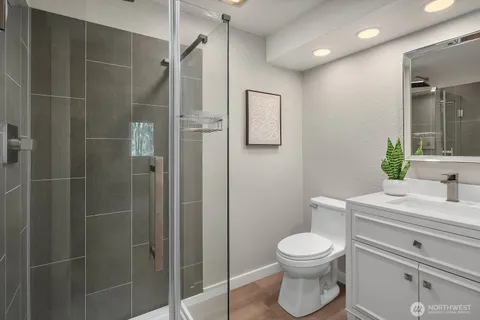 $1,698,000 | 2836 241st Avenue Southeast, Sammamish, WA 98075