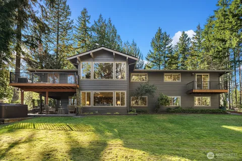 $1,698,000 | 2836 241st Avenue Southeast, Sammamish, WA 98075