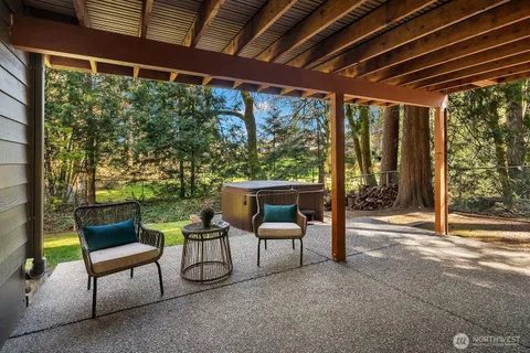 $1,698,000 | 2836 241st Avenue Southeast, Sammamish, WA 98075