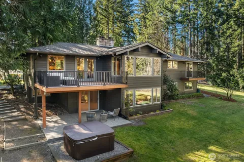 $1,698,000 | 2836 241st Avenue Southeast, Sammamish, WA 98075