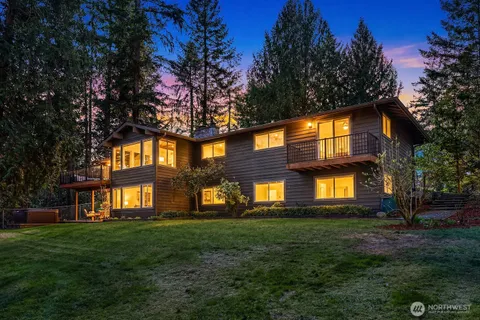 $1,698,000 | 2836 241st Avenue Southeast, Sammamish, WA 98075