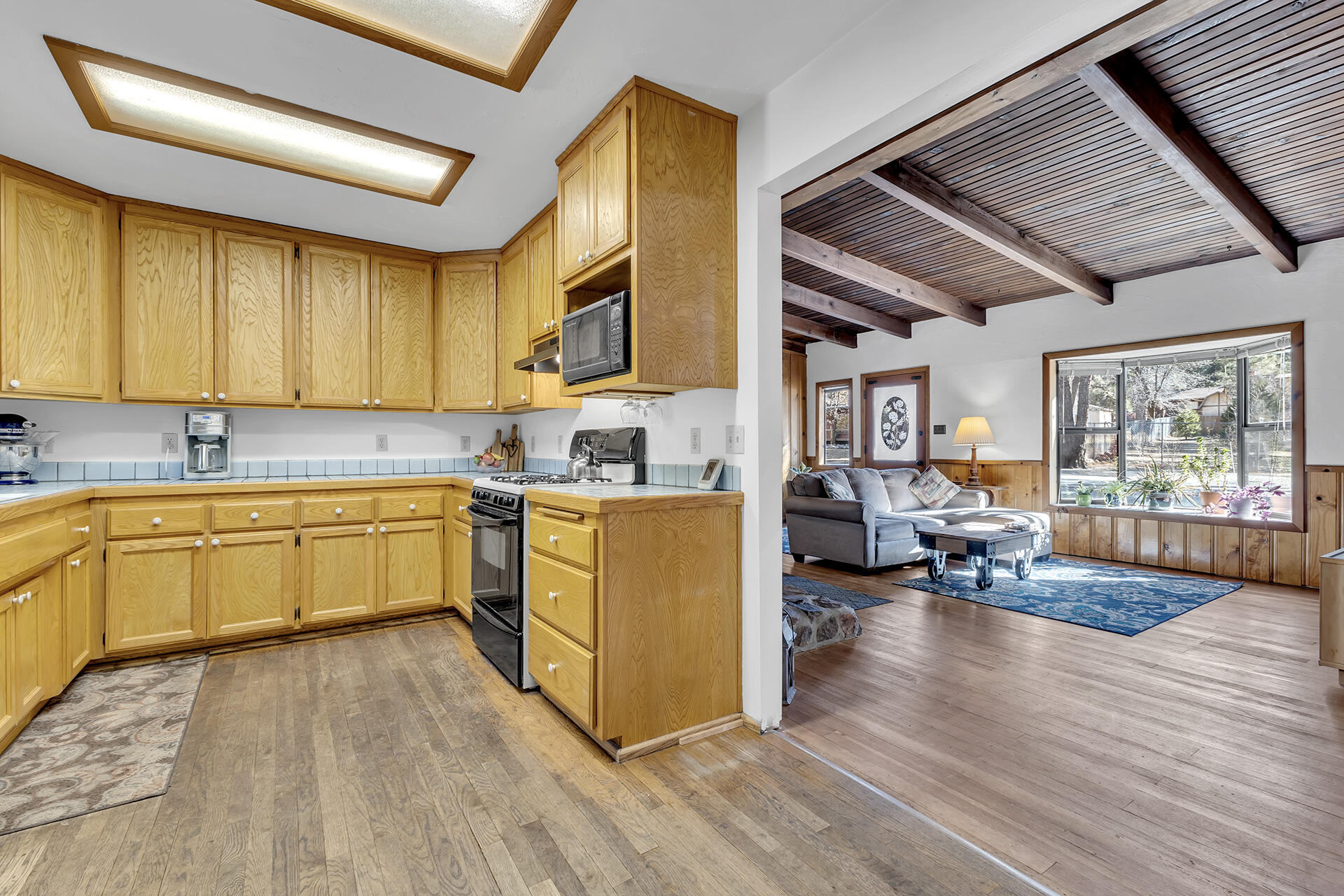 53340 Idyllbrook Drive Idyllwild, CA 92549 - Photo 29 of 68 IMG_2112