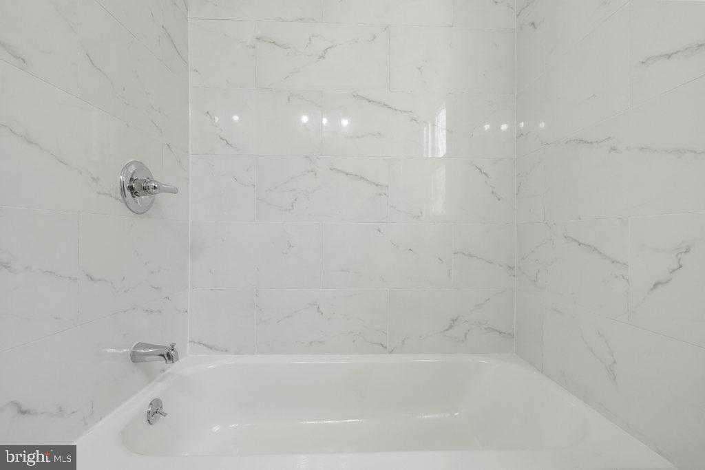 10146 Sutherland Road Silver Spring, MD 20901 - Photo 16 of 39