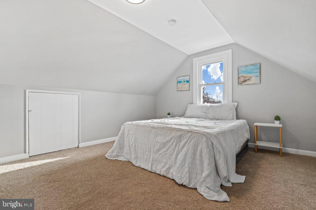10146 Sutherland Road Silver Spring, MD 20901 - Photo 17 of 39 Bedroom #2, Upstairs