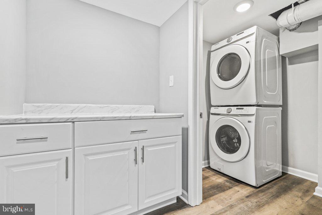 10146 Sutherland Road Silver Spring, MD 20901 - Photo 27 of 39 Laundry/utility room
