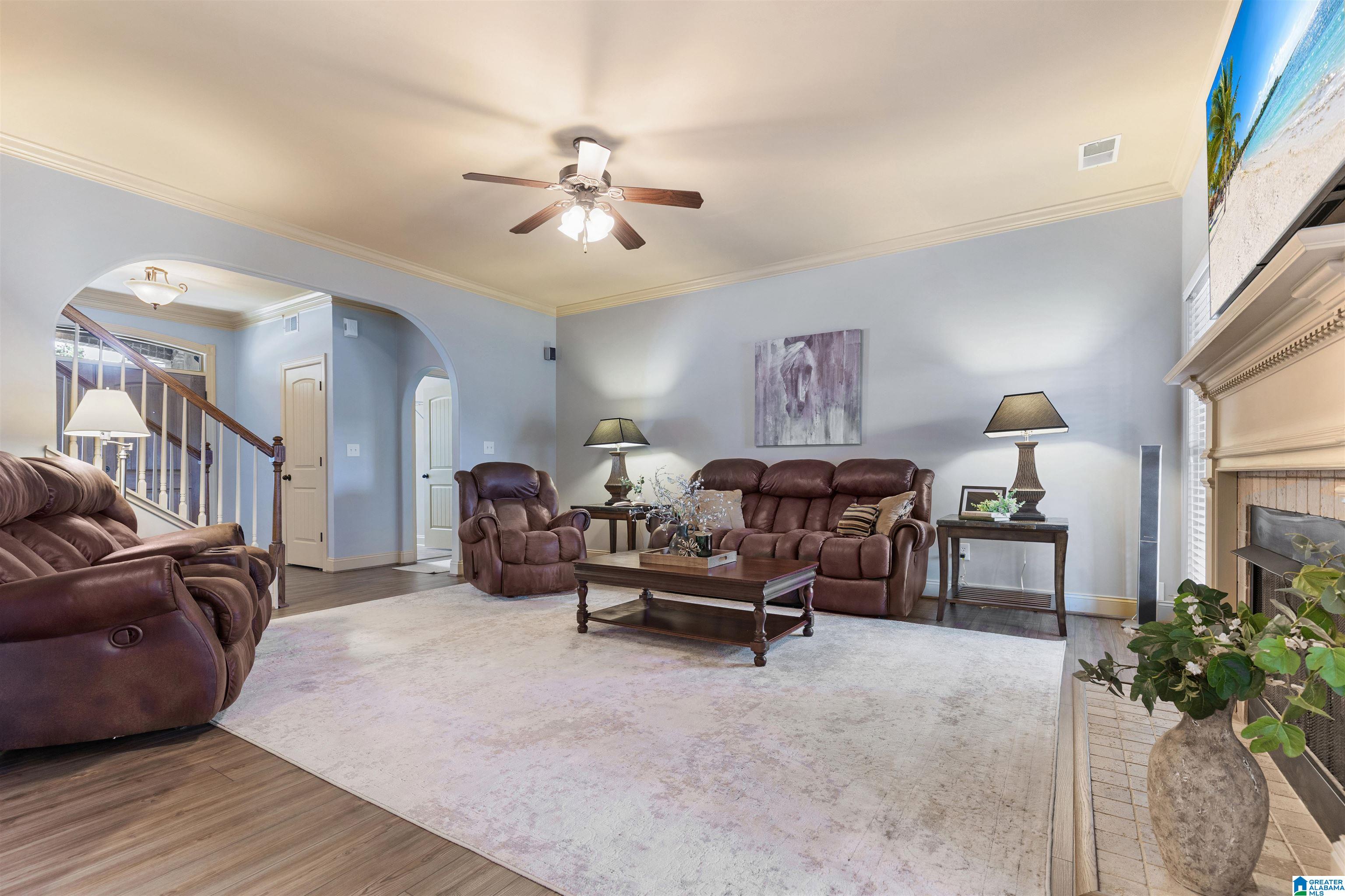 452 Heathersage Road Alabaster, AL 35114 - Photo 3 of 53