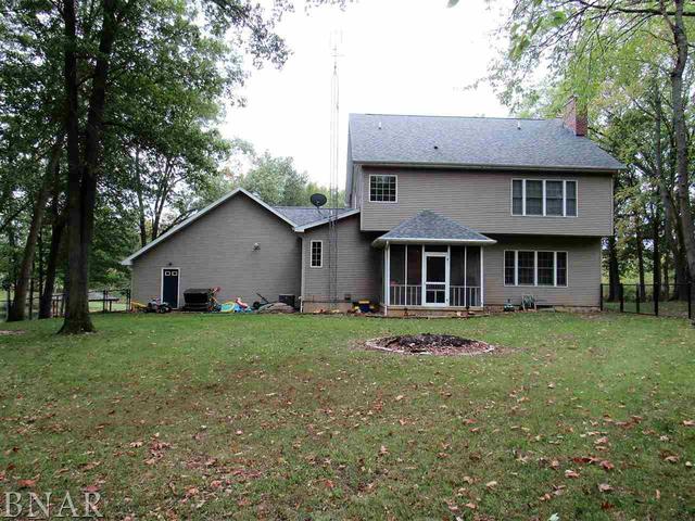 4696 Seven Hills Road Clinton, IL 61727 - Photo 2 of 28