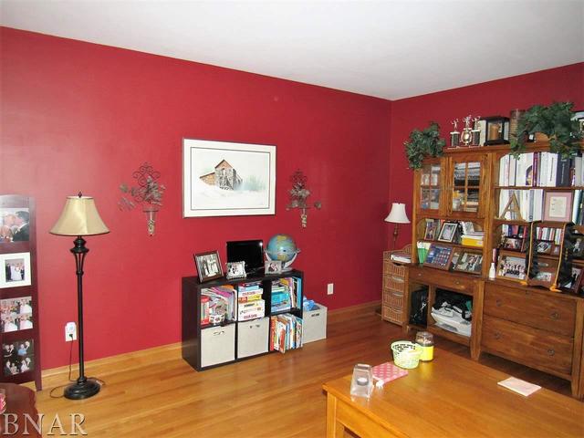 4696 Seven Hills Road Clinton, IL 61727 - Photo 15 of 28