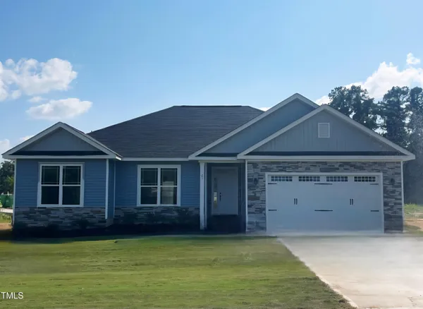 $323,200 | 21 Shoreline Drive, Lillington, NC 27546