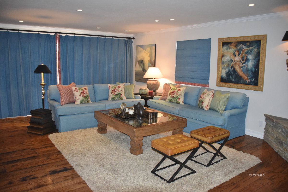 25470 Rimrock Road Idyllwild, CA 92549 - Photo 15 of 37 LIVING ROOM