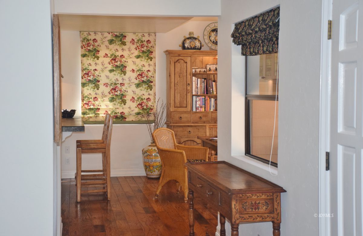 25470 Rimrock Road Idyllwild, CA 92549 - Photo 18 of 37 ACCESS TO DINING/KITCHEN AREA