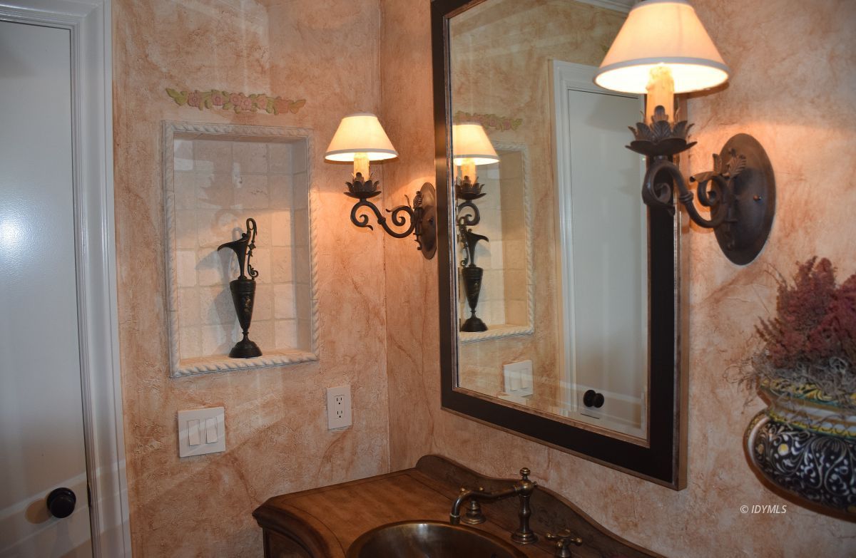 25470 Rimrock Road Idyllwild, CA 92549 - Photo 24 of 37 DOWNSTAIRS 1/2 BATH