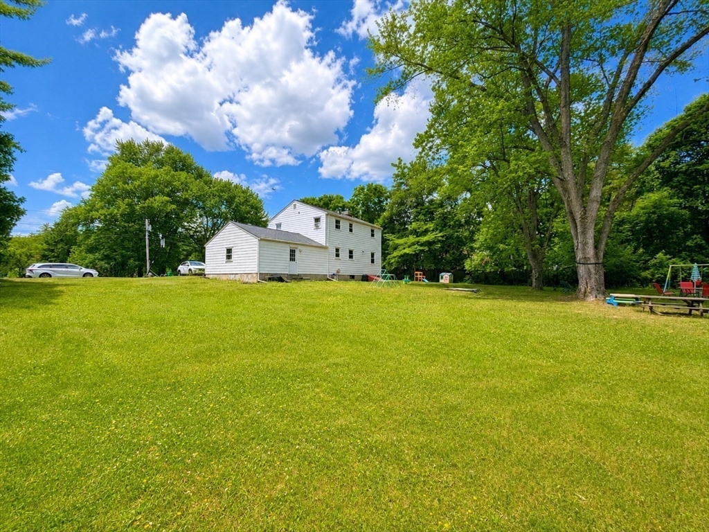 39 Anson Road Concord, MA 01742 - Photo 23 of 30