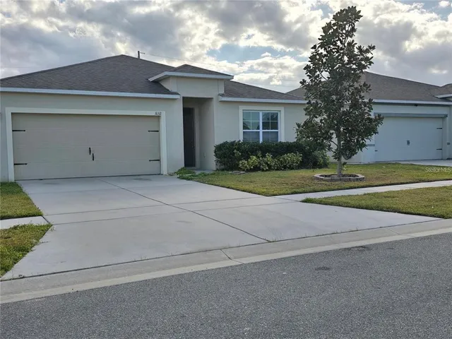 $325,900 | 3132 Country Club Circle, Winter Haven, FL 33881