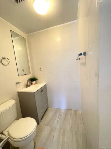 $589,000 | 144-48 Roosevelt Avenue, Unit 3B | Murray Hill - Flushing