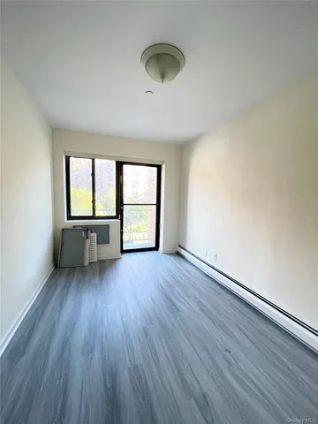 $589,000 | 144-48 Roosevelt Avenue, Unit 3B | Murray Hill - Flushing