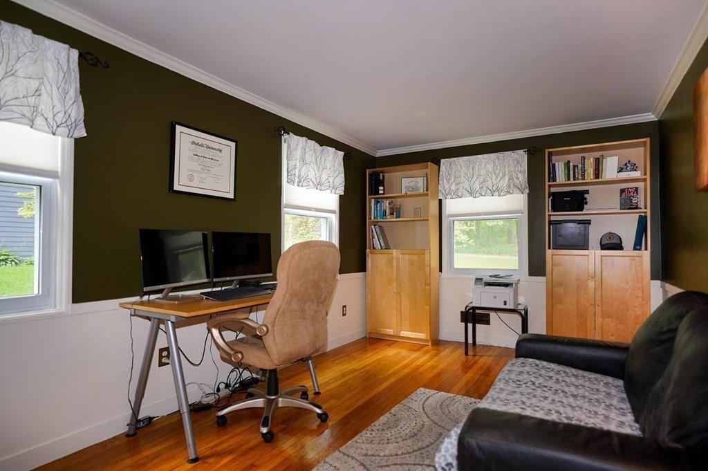 21 Henley Road Acton, MA 01720 - Photo 15 of 24 Gallery Image 15