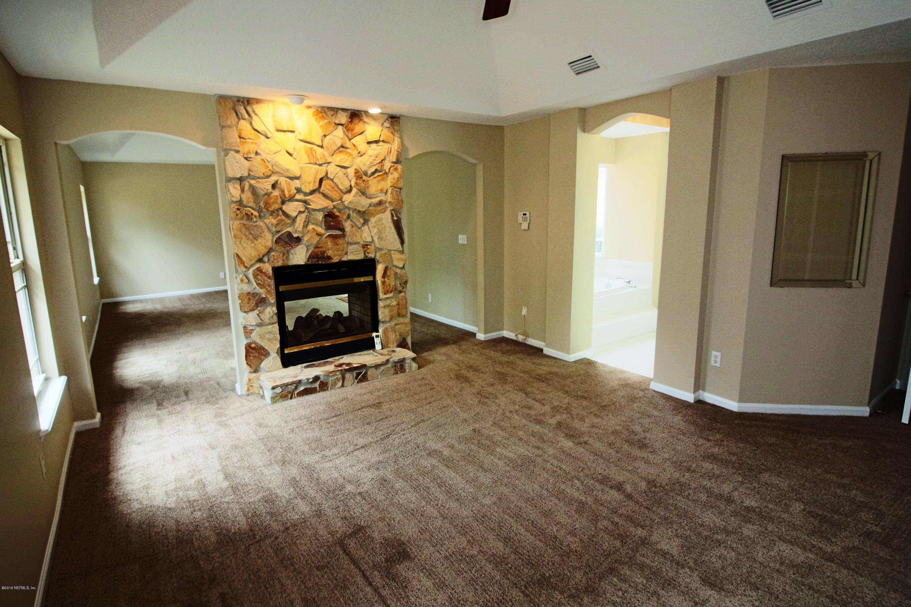 6055 Trawick Road Keystone Heights, FL 32656 - Photo 22 of 60 21) Owner's Suite