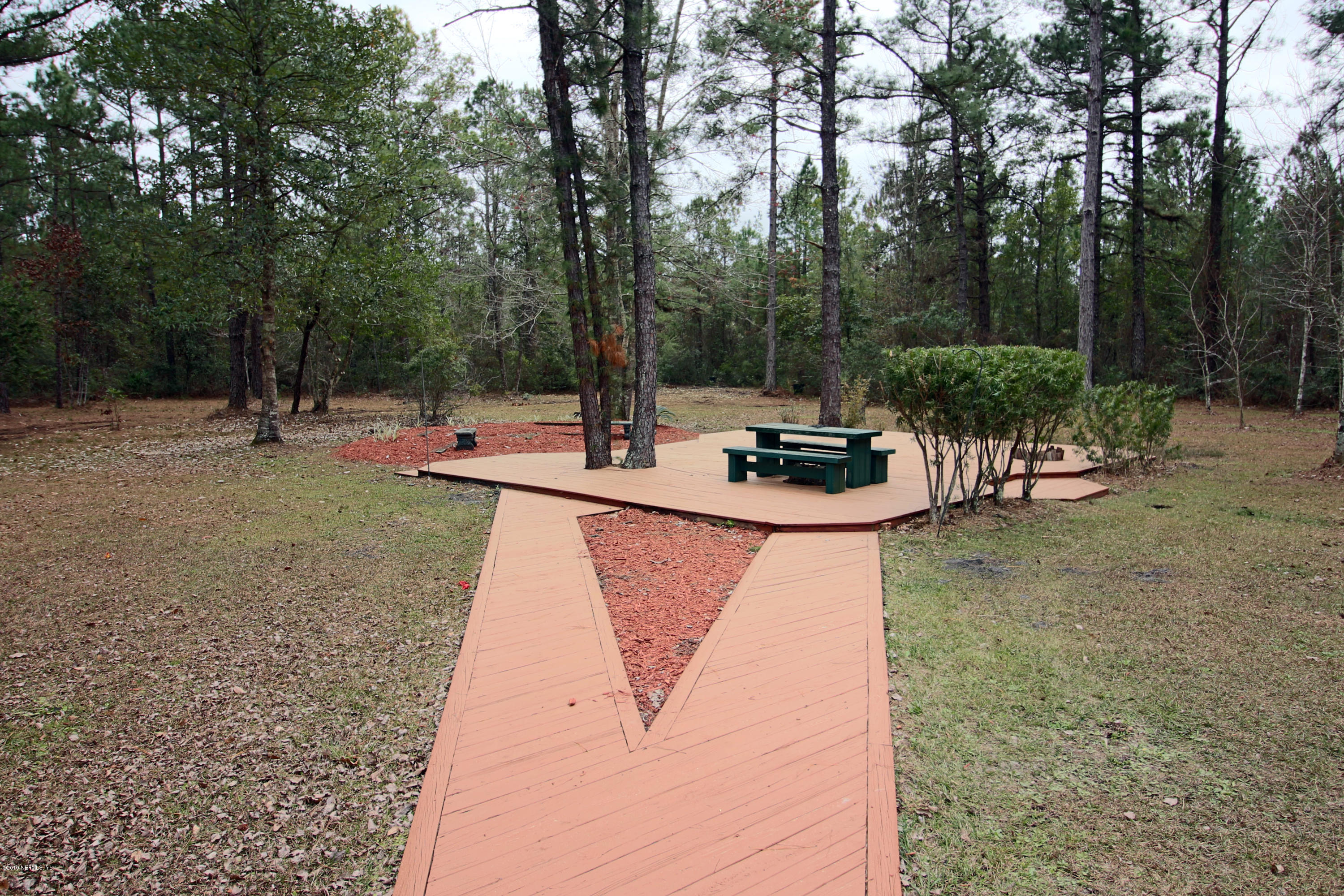 6055 Trawick Road Keystone Heights, FL 32656 - Photo 49 of 60 48) Deck in Yard