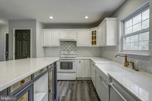 $457,000 | 406 St Ivy Avenue, Troy, VA 22974