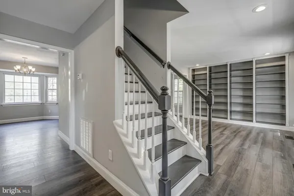 $457,000 | 406 St Ivy Avenue, Troy, VA 22974