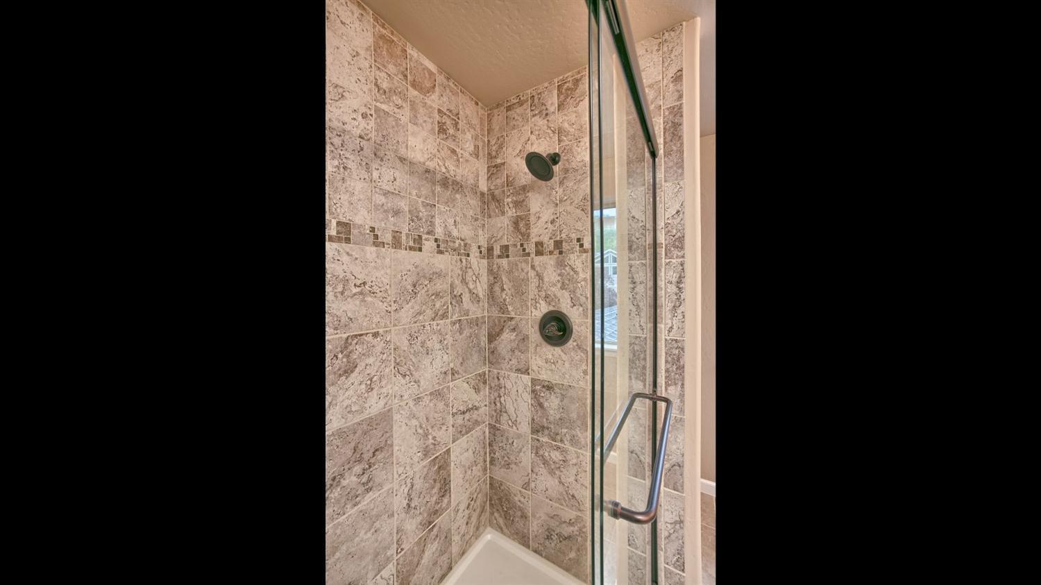 4686 Hillcrest Road Medford, OR 97504 - Photo 18 of 28 Additional Photo
