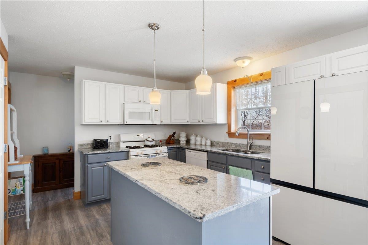 6 Dawns Way Swanton, VT 05488 - Photo 11 of 58