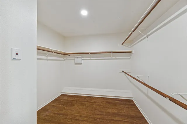 $355,000 | 14118 Hazel Ridge Court, Houston, TX 77062