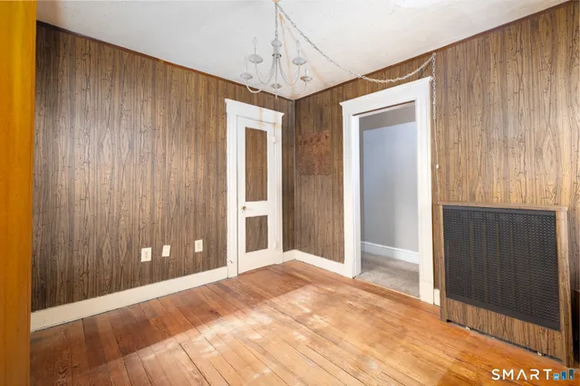 $300,000 | 173 Farmington Avenue, Waterbury, CT 06710