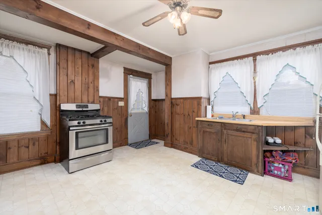 $300,000 | 173 Farmington Avenue, Waterbury, CT 06710