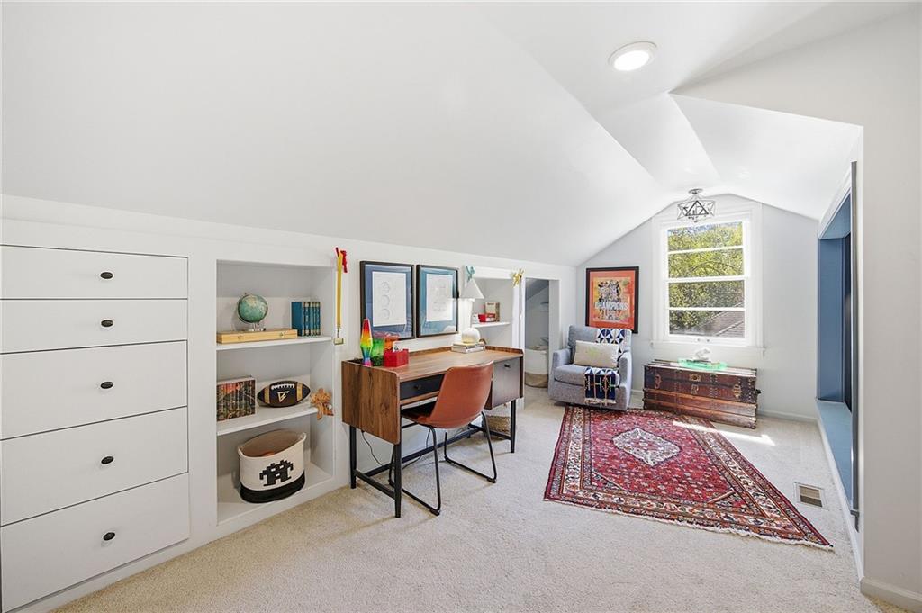 9526 Manor Road Leawood, KS 66206 - Photo 36 of 51