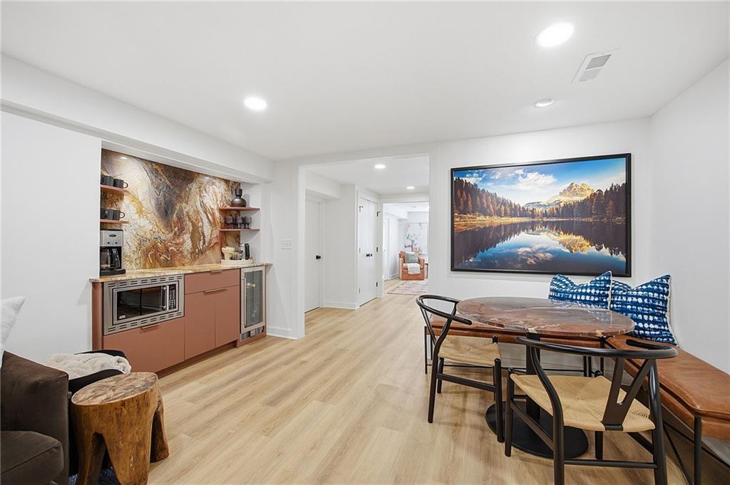 9526 Manor Road Leawood, KS 66206 - Photo 41 of 51