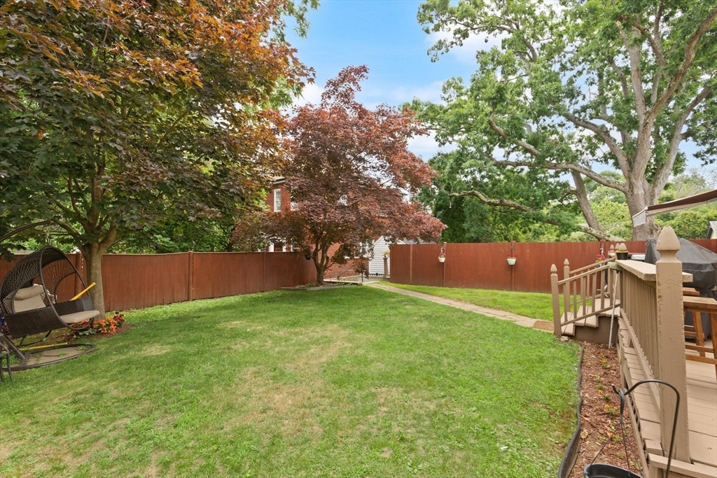 75 Andrews Street Medford, MA 02155 - Photo 33 of 40